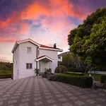 Luxury Lovric With Private Heated Pool, Jacuzzi, Sauna And Private Tavern *
