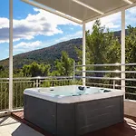 Luxury Lovric With Private Heated Pool, Jacuzzi, Sauna And Private Tavern