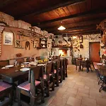Luxury Lovric With Private Heated Pool, Jacuzzi, Sauna And Private Tavern וילה *