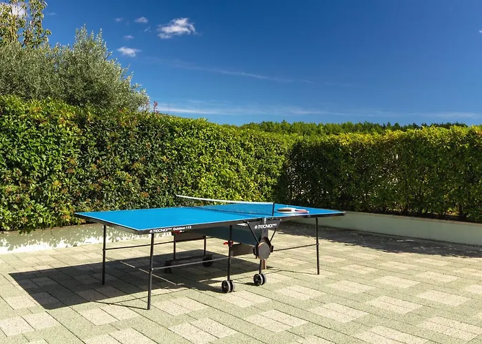 Villa Luxury Lovric With Private Heated Pool, Jacuzzi, Sauna And Private Tavern *