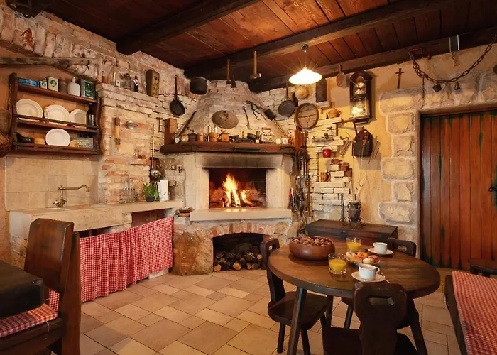 Luxury Lovric With Private Heated Pool, Jacuzzi, Sauna And Private Tavern Villa *
