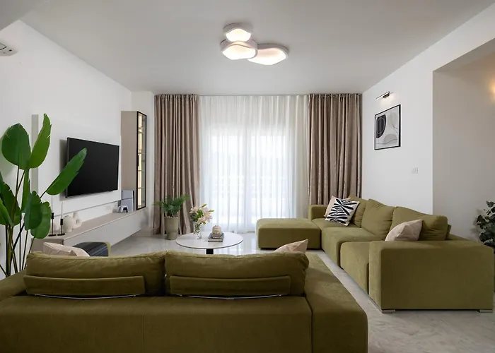 Luxury Lovric With Private Heated Pool, Jacuzzi, Sauna And Private Tavern *